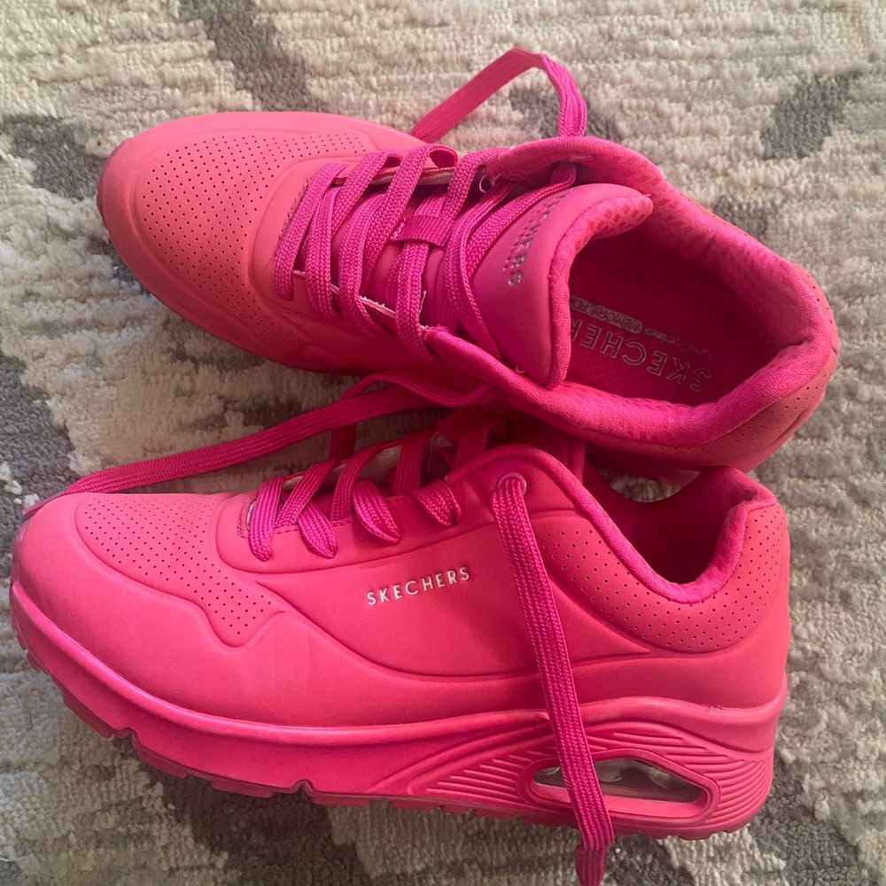 Skechers Uno- Night Shades Hot Pink